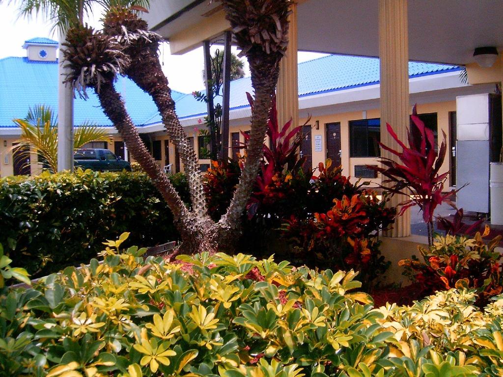 Budget Inn Of Okeechobee Exteriör bild